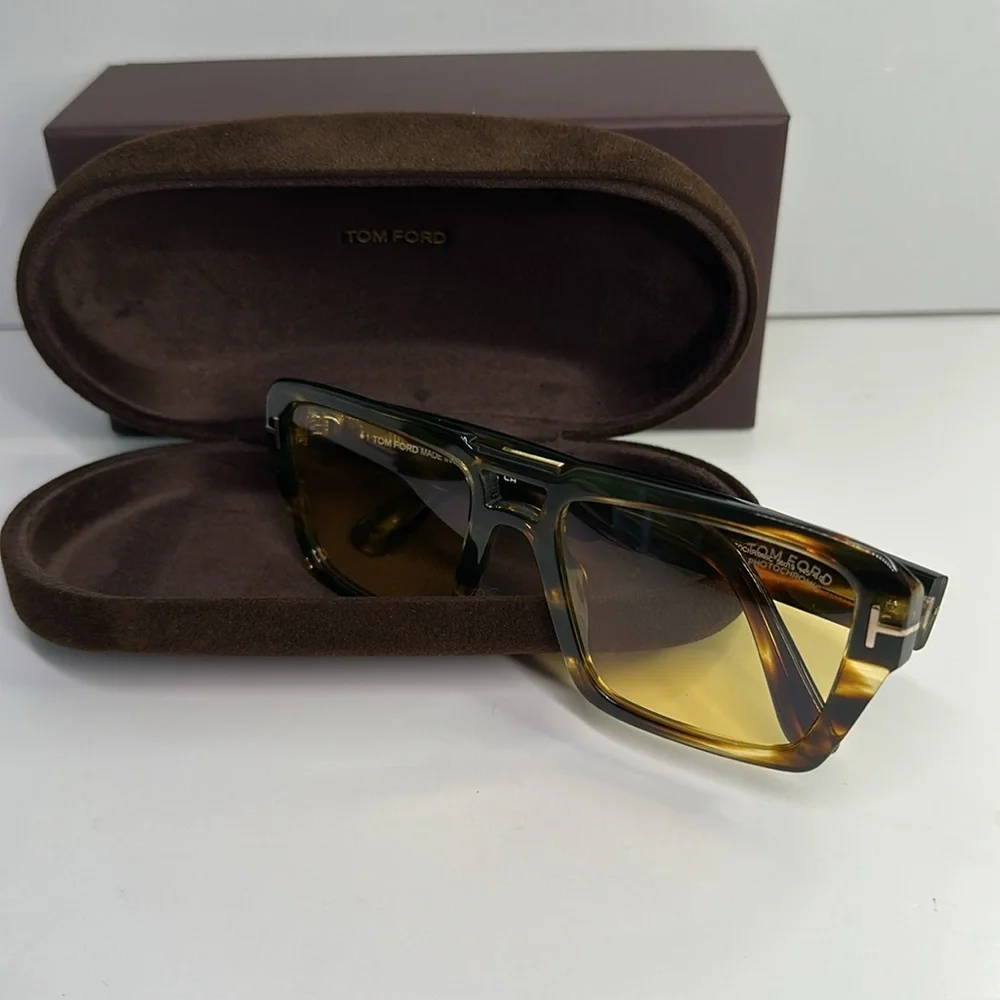 Tom Ford Redford Yellow Photochromatic Square Men's Sunglasses FT1153 52E 56.